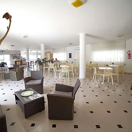 Albatros فندق 3*