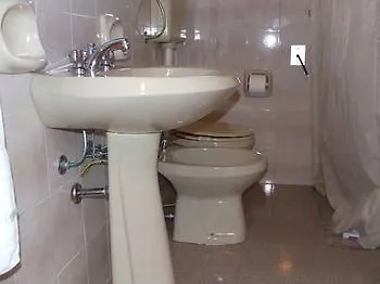 فندق Albatros 3*
