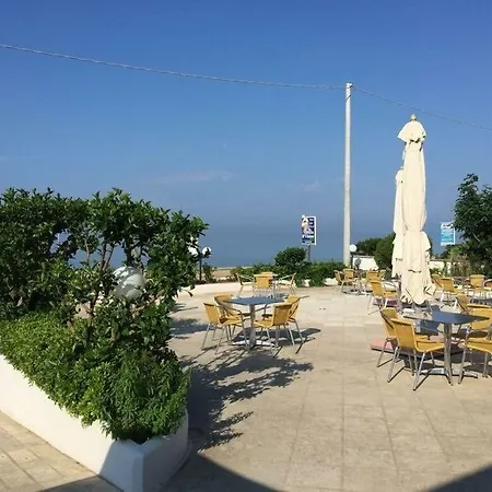 Hotel Albatros Torre Vado